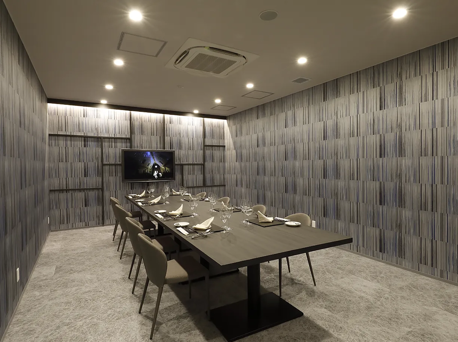 千歳の個室レストラン パキラ テーブル席